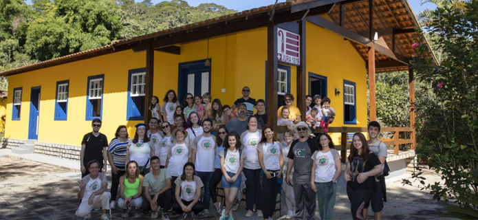 EcoModas reuniu voluntários para plantar árvores em Amparo