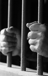 Friburgo: Juiz condena 35 traficantes do Comando Vermelho
