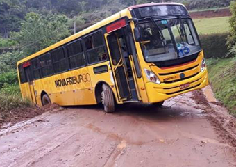 Friburgo: Chuva e lama prejudicam linhas de ônibus da Faol na zona rural