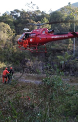 Friburgo: Bombeiros resgatam 5 pessoas em trilha de montanha