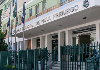Liminar anula sessão da Câmara que reprovou contas do prefeito de Nova Friburgo