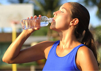 Infecções urinárias e cálculos renais aumentam no frio com menor consumo de água