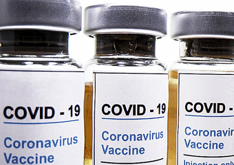 Municípios do RJ recebem mais 453 mil vacinas contra Covid-19, da Oxford / AstraZeneca