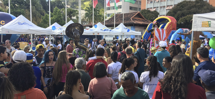 Sesc leva atividades de cultura, lazer e saúde à Praça Dermerval Barbosa