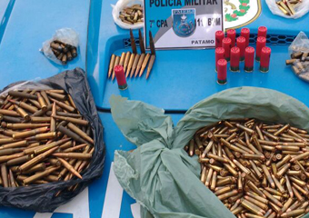 PM caça bandidos e encontra 648 munições de fuzil e carabina