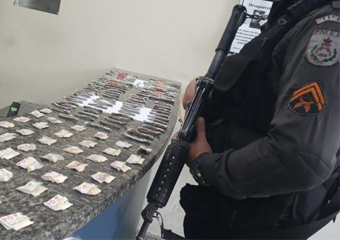 Friburgo: PM prende três por tráfico de drogas em 2 bairros
