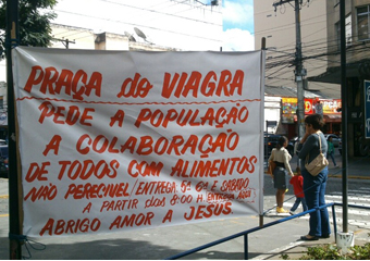 Friburgo: Praça do Viagra arrecada alimentos para serem doados ao LAJE