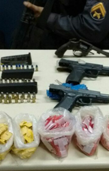 Friburgo: PM apreende 3 armas e farta quantidade de drogas