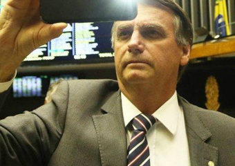 Bolsonaro quer reforçar contato com a população através das redes sociais: “Moderno e eficiente”
