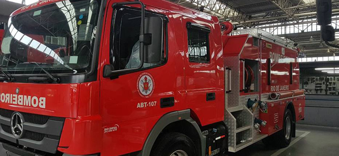 Friburgo: Bombeiros têm nova viatura para salvamentos e combate a incêndios