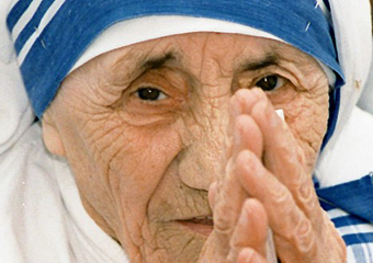 Papa Francisco fará canonização de Madre Teresa em setembro