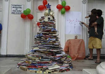 Árvore que dá Livros chega em sua 8ª edição em Nova Friburgo